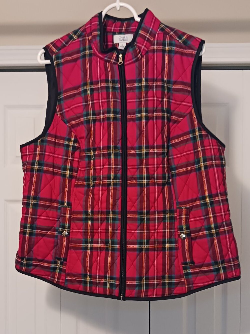 NWOT Croft & Barrow Red/Black Vest Size XL